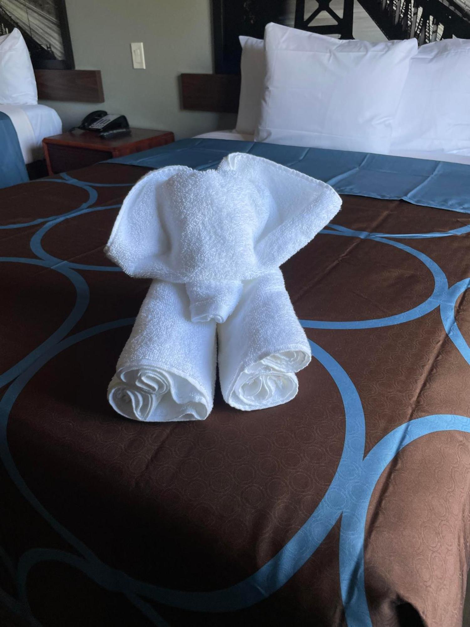 Super 8 By Wyndham Barstow Hotel Bagian luar foto